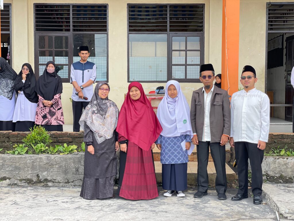 Juara Hafiz Qur’an, Santri Pondok Pesantren Al-Irsyad Bukittinggi Dapat Hadiah Umroh ke Tanah Suci