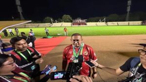 Mungkinkah Hendri Susilo Korban Pertama Angkernya Liga1? Tunggu Hasilnya Usai Semen Padang FC Vs Malud United