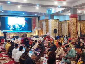 Puluhan Raja dan Sultan se-Nusantara Disambut Makan Bajamba di Kota Padang