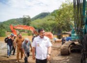 Cek Progres Pembangunan Jembatan Siguntur, Bupati Sutan Riska “Deadline” Kontraktor Selesai Sesuai Jadwal