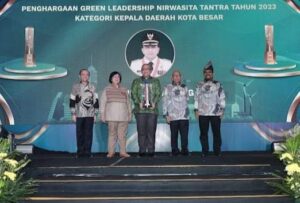 Satu-satunya di Luar Jawa, Kota Padang Raih Green Leadership Nirwasita Tantra 2024