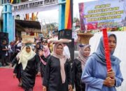 Rang Tanjuang Barulak Baralek Gadang! Lukah, Sangkak dan Belanga Raksasa Diarak Keliling Nagari