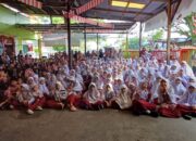 SDIT Permata Padang Galang Donasi Palestina Bersama “Si Boneka Lucu” Kak Dila dan Dino