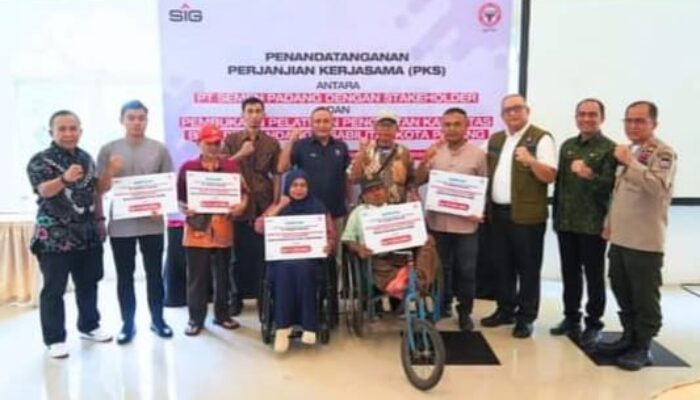 PT Semen Padang Beri Pelatihan Lifeskill Kepada Penyandang Disabilitas