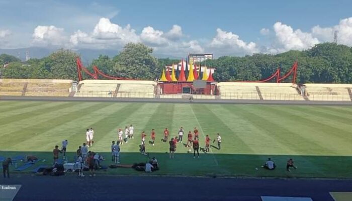 Laga Perdana di GHAS, Berikut Jadwal Live dan Harga Tiket Semen Padang FC Vs Dewa United 
