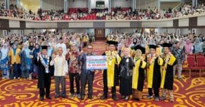 CSR Bank Nagari Bantu Pendidikan Mahasiswa UNP Ratusan Juta Rupiah