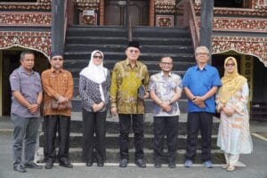Presiden Perusahaan Travel Agents Malaysia Kagumi Rumah Gadang Museum Bustanil Arifin PDIKM Padang Panjang
