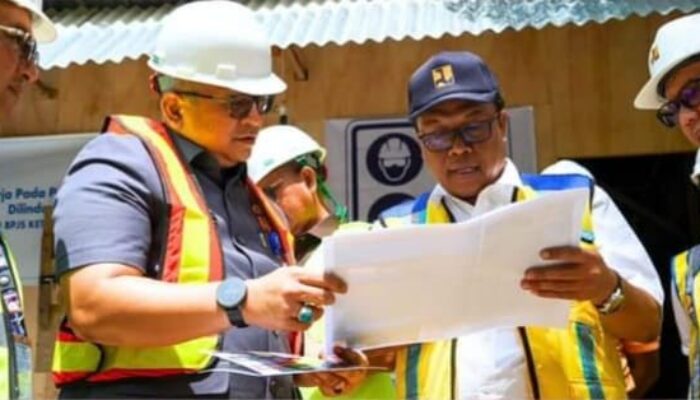 Pj Walikota Bersama Forkopimda Tinjau Proyek Perbaikan Intake Palukahan Perumda AM Padang