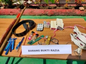 Aparat Razia Rutan Padang Panjang: Nihil Narkoba, Namun Ditemukan Alat yang Rawan Bahaya