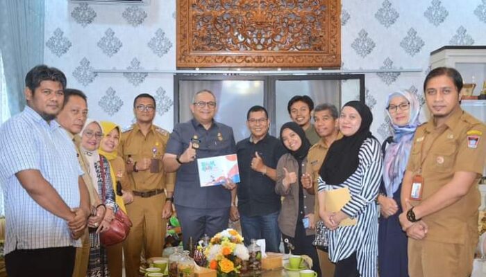 Alumni SMA 3 Padang Gagas Iven Sports Tourism Bertaraf Internasional “Blue Ocean Minang Run 2025”