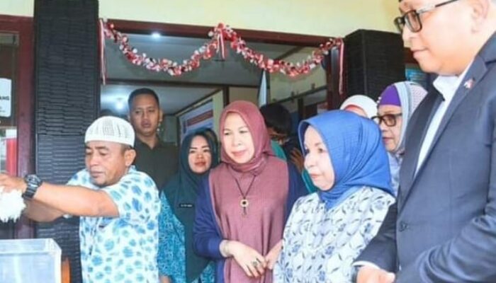 Minyak Kelapa Prebiotik Karya FMIPA Unand Bantu Tingkatkan Gizi Anak Stunting di Padang