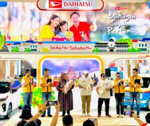 Daihatsu Beri Apresiasi Pelaku Usaha Pembeli Gran Max ke 800 Ribu di Indonesia