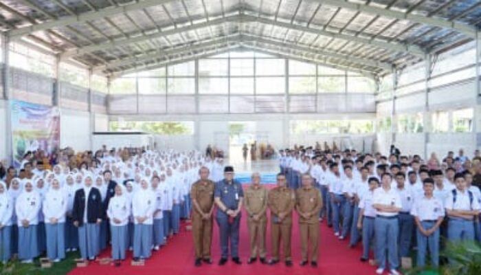 Ajak Generasi Muda Cintai Lingkungan, Pemprov Sumbar Kampanyekan Program “Sumbar Bersatu”