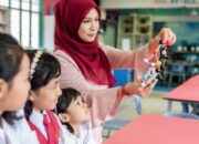 Ups..! Ternyata Tak Semua Guru Dapat Kenaikan Gaji, Ini Syaratnya untuk ASN dan Non ASN