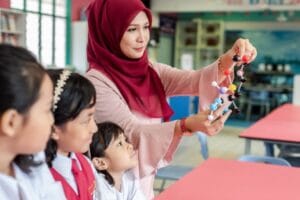 Ups..! Ternyata Tak Semua Guru Dapat Kenaikan Gaji, Ini Syaratnya untuk ASN dan Non ASN