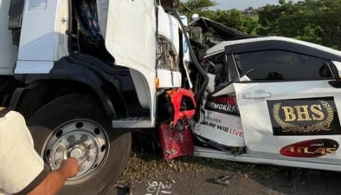 3 Jurnalis TVOne Gugur Dihantam Truk Boks di Tol Pemalang, Begini Kronologinya!