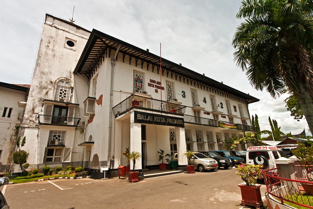 Diresmikan Menteri Kebudayaan, Gedung Balaikota Lama Bakal Jadi Museum dan Galeri Arsip Statis Kota Padang 