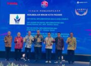Prestasi Brilian di HUT Emas Perumda AM Kota Padang! Dari Kinerja Perusahaan, Kepemimpinan Direksi Hingga Walikota Raih 4 Top Digital Awards 2024