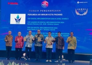 Prestasi Brilian di HUT Emas Perumda AM Kota Padang! Dari Kinerja Perusahaan, Kepemimpinan Direksi Hingga Walikota Raih 4 Top Digital Awards 2024