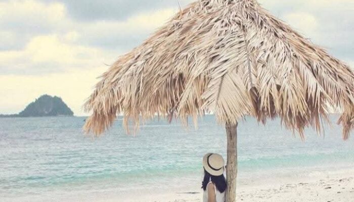 Banyak yang Belum Tahu! Pantai di Pesisir Selatan Ini Sungguh Memukau Tak Kalah Indah dari Bali