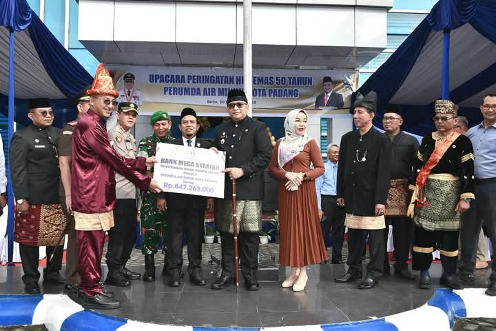 Prestasi Emas di Usia 50 Tahun, Perumda AM Padang Terus Berkembang Bersama Warga Kota