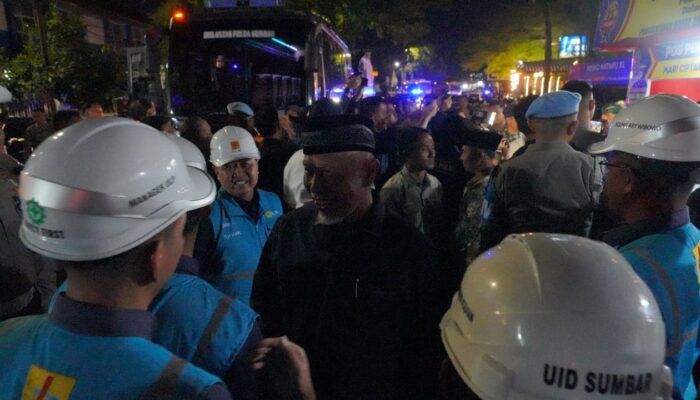 Bersama Gubernur, Walikota dan Forkopimda, PLN Kawal Kelistrikan Perayaan Natal 2024 di Sumbar