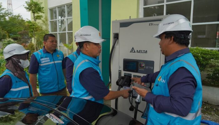 59 SPKLU Tersebar di Jalur Mudik dan Objek Wisata di Sumbar, Kini Liburan ke Ranah Minang Makin Nyaman dengan Kendaraan Listrik