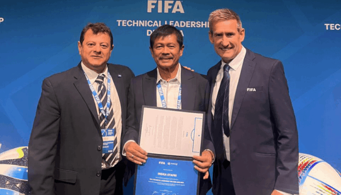 Selamat Coach! Dirtek PSSI Indra Sjafri Lulus Program FIFA Technical Leadership Diploma di Zurich