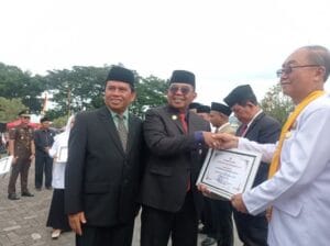 Sejumlah Tokoh Agama Terima Penghargaan saat Peringatan HAB Kemenag RI ke-79 di Gelanggang Balaikota