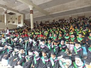 Wisuda Massal, Ribuan Siswa di Padang Tahfidz Al Quran