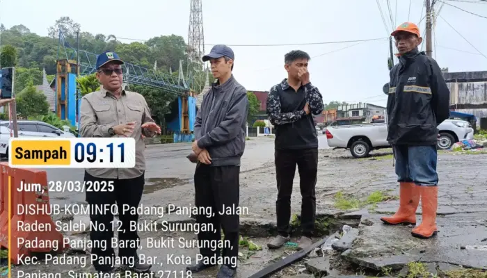 Sampah Berserakan di Jalur Mudik Bukittinggi-Payakumbuh, Salimpaung Tanah Datar dan Padang Panjang