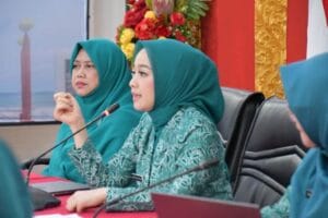 Profil Mentereng Ketua PKK Padang, Ny. Dian Puspita Fadly Amran, Turun-naik Bus Indarung Demi Cita-cita Jadi Dokter