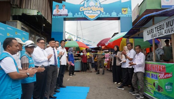 Kunjungi Electrifying Pabukoan di Batusangkar, Semua Makanan Dimasak Pakai Kompor Listrik