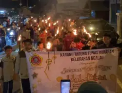Nyalakan 1.000 Obor, Malam Takbiran Idul Fitri Meriah di Ngalau Padang Panjang