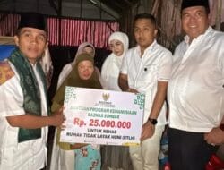 Kunjungi Tempat Tinggal Fitri, Wagub: Sabar ya Bu, Rumahnya Segera Dibangun yang Layak Huni!