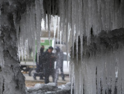 Ngeri! Gelombang Dingin Ekstrem Landa Meksiko, Percikan Air pun Membeku