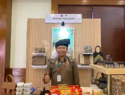 Olah Limbah Jadi Pendapatan, UMKM Rumah Tamadun Produksi Parfum dan Teh Daun Sawit