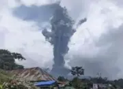 Gunung Marapi Kembali Erupsi, Warga Radius 3 KM Diimbau Menjauh 
