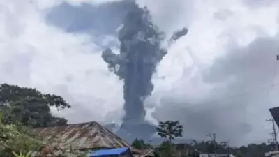 Gunung Marapi Kembali Erupsi, Warga Radius 3 KM Diimbau Menjauh 