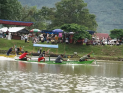 Kenang Masa Indah Perantau di Kampung, Nagari Taluak Barayo Gelar Pacu Biduak di Talago Anguih