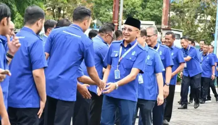 Usai Lebaran, Karyawan Perumda AM Padang Kembali “Ngantor” dengan Semangat Kemenangan