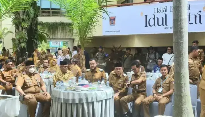 Halal Bihalal Pemko Padang, Walikota Fadly Amran Soroti Sikap Pelayanan ASN Kepada Masyarakat