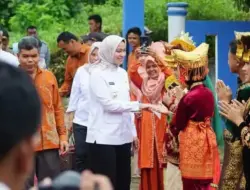 Bupati Annisa Suci: Anak Dharmasraya Tidak Boleh Putus Sekolah!