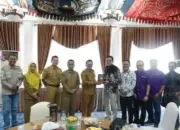 Pegadaian Wilayah II Serahkan Material Bangunan Senilai Rp86 Juta untuk Pemulihan Pasca Galodo Tanah Datar