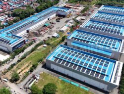 PLTS Atap Terbesar Pertamina di KPI dan NRE Balikpapan Resmi Beroperasi