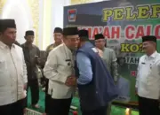 Kloter I, 423 Jemaah Calon Haji Kota Padang Mulai Berangkat ke Tanah Suci