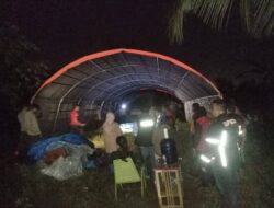 6 Keluarga Terdampak Kebakaran Hebat Pabrik Karet, BPBD Kota Padang Dirikan Tenda Evakuasi Sementara