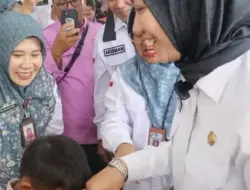 Bupati Dharmasraya Sebar Starlink di 17 Sekolah Blankspot Agar Siswa Bisa Ujian Online