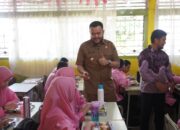 Dikunjungi Walikota, Siswa SMPN 8 Padang Sebut Makanan Bergizi Gratis Rasanya Enak!