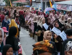 Festival Langgam “1.000 Katidiang Saok” Potret Kebersamaan Warga Nagari Tanjung Alam Tanah Datar